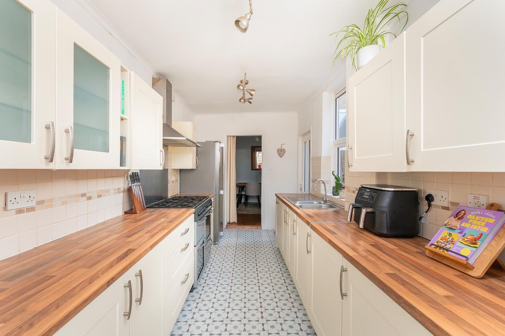 Langton court road brislington 34366094 3 l7 crsa kitchen a