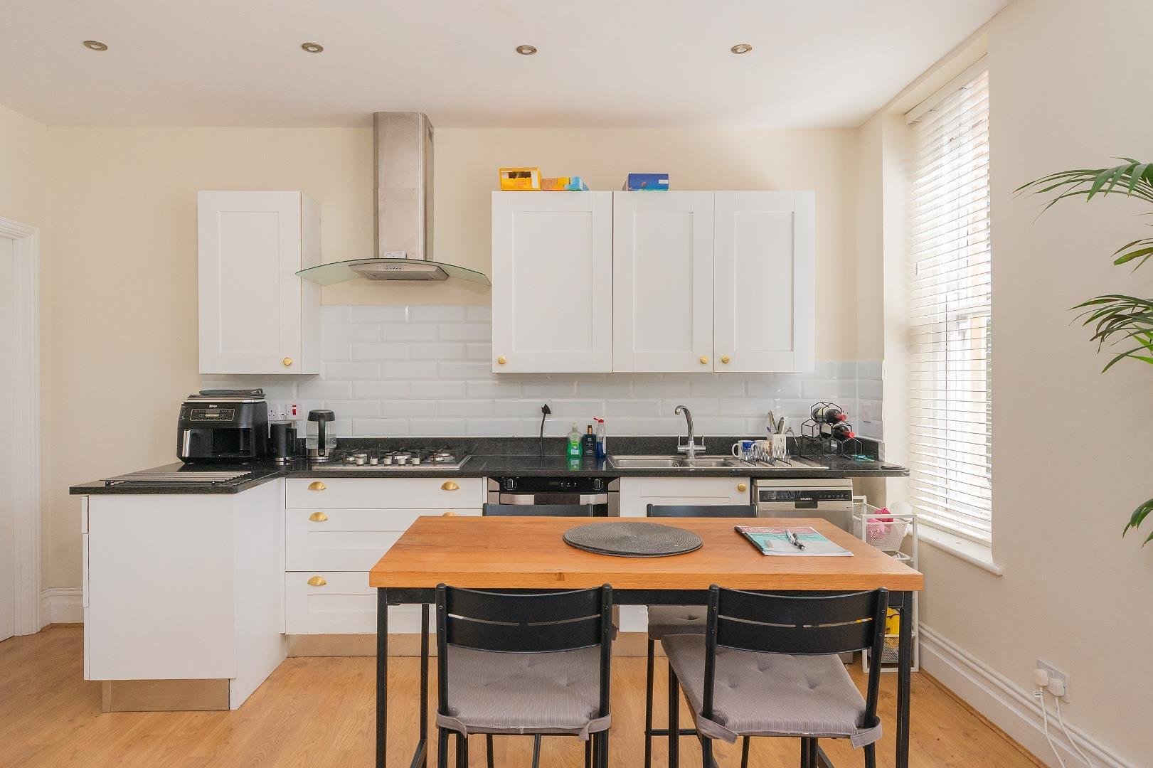 Lansdown road clifton 34801923 0 l3 ccn reception b