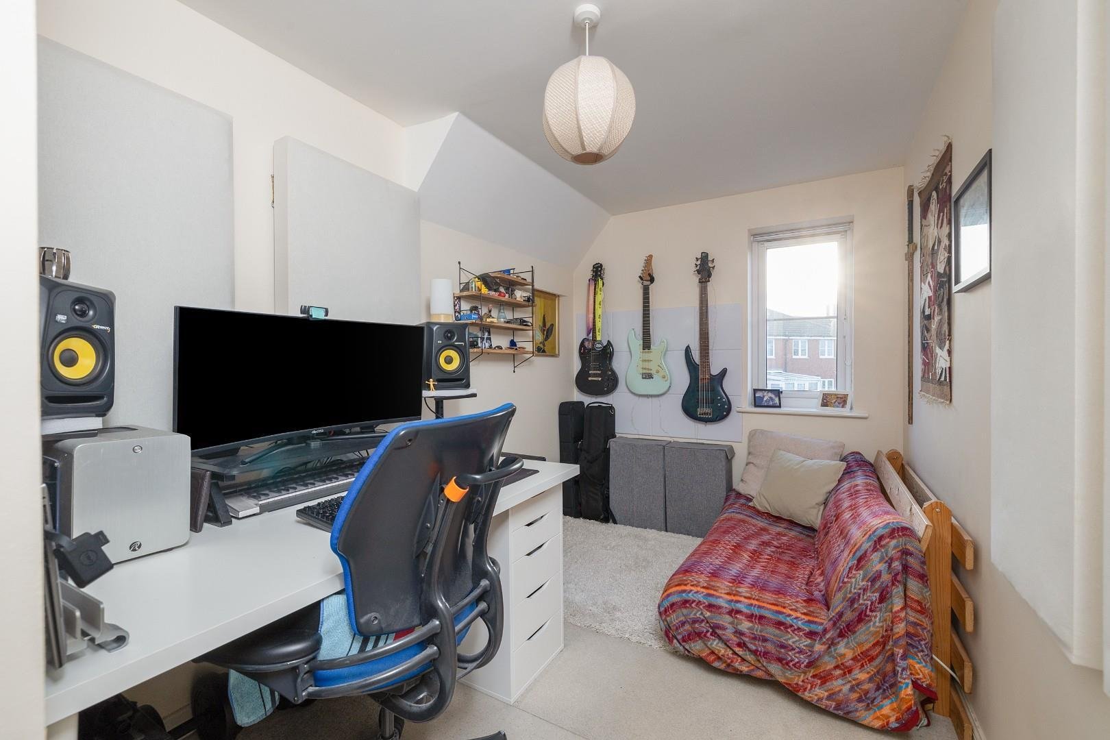 Latimer close brislington 33638327 cd7 a0559