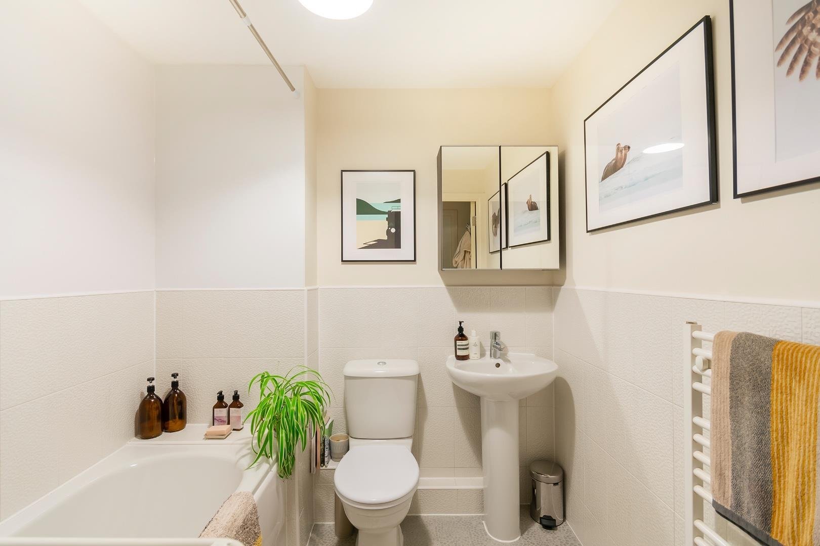 Latimer close brislington 34404093 3 l0 cbn bathroom c