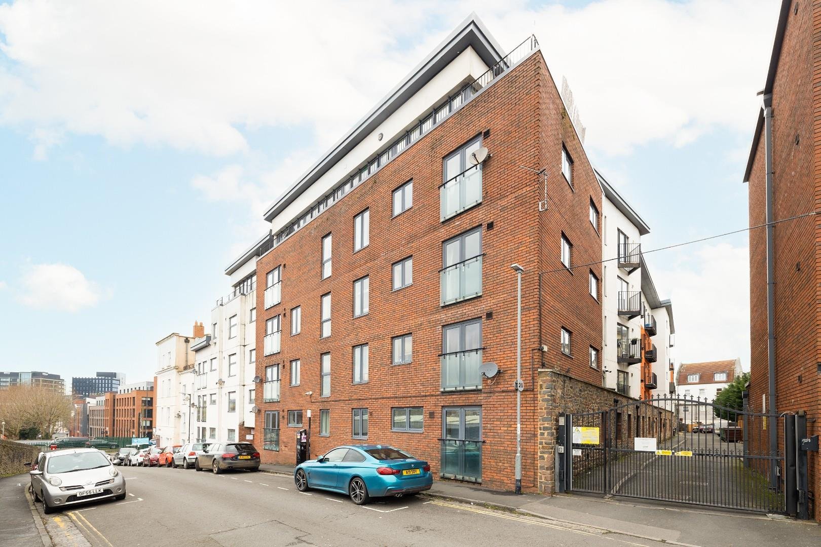 Lawford mews old market 33697681 cd7 a2572