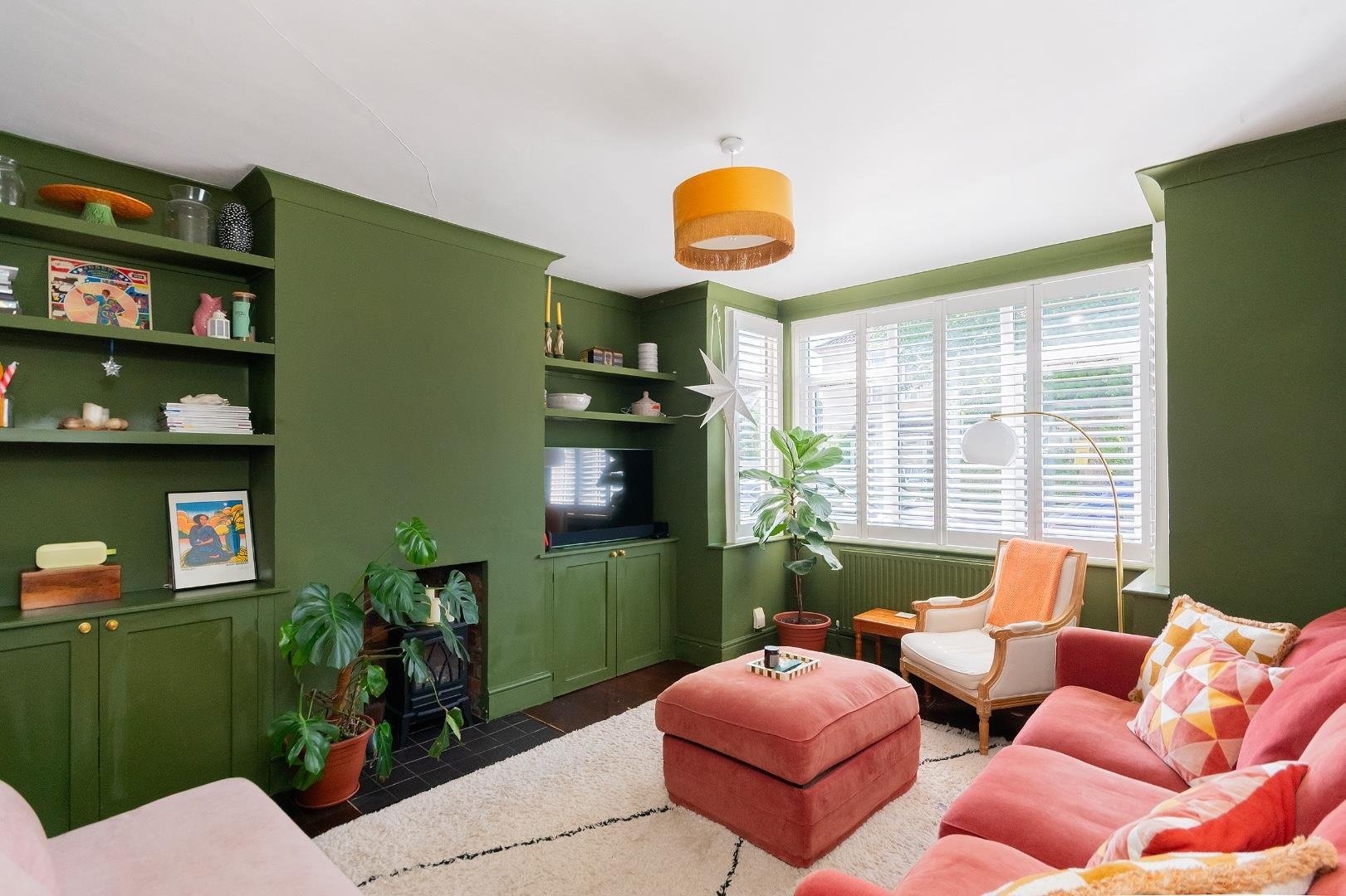 Lawn road fishponds 34837421 1 l2 r7 fs living room f