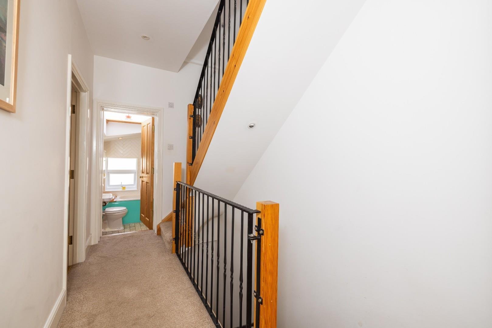 Lena street easton 34600931 char9966