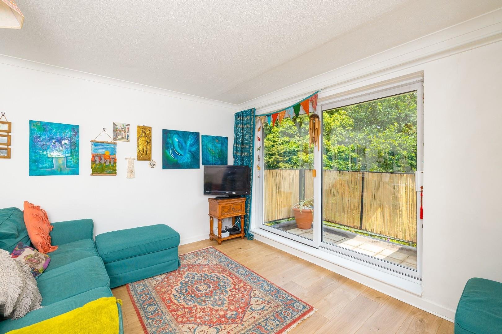Lincoln court duchess way 33930418 cd7 a1297