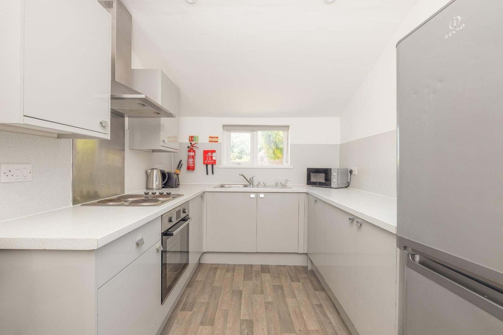 Manor road fishponds 33929536 00004 cd7 a9728