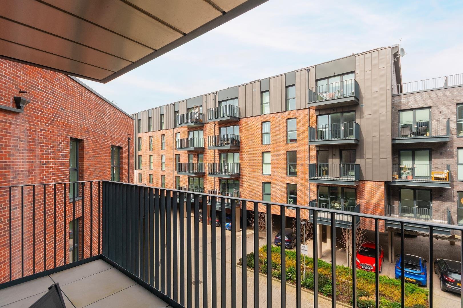 Mc arthurs yard harbourside 34457239 7 m8 ysi balcony a