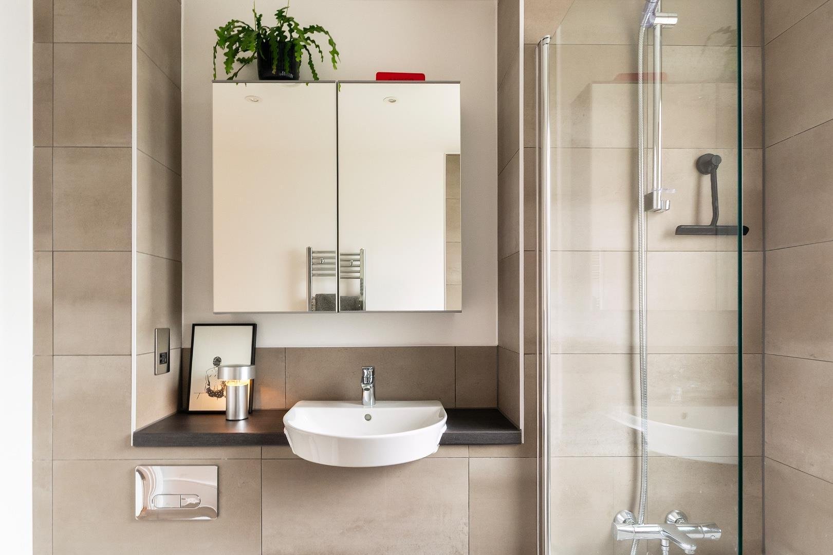 Mc arthurs yard harbourside 34457239 7 m8 ysi bathroom a