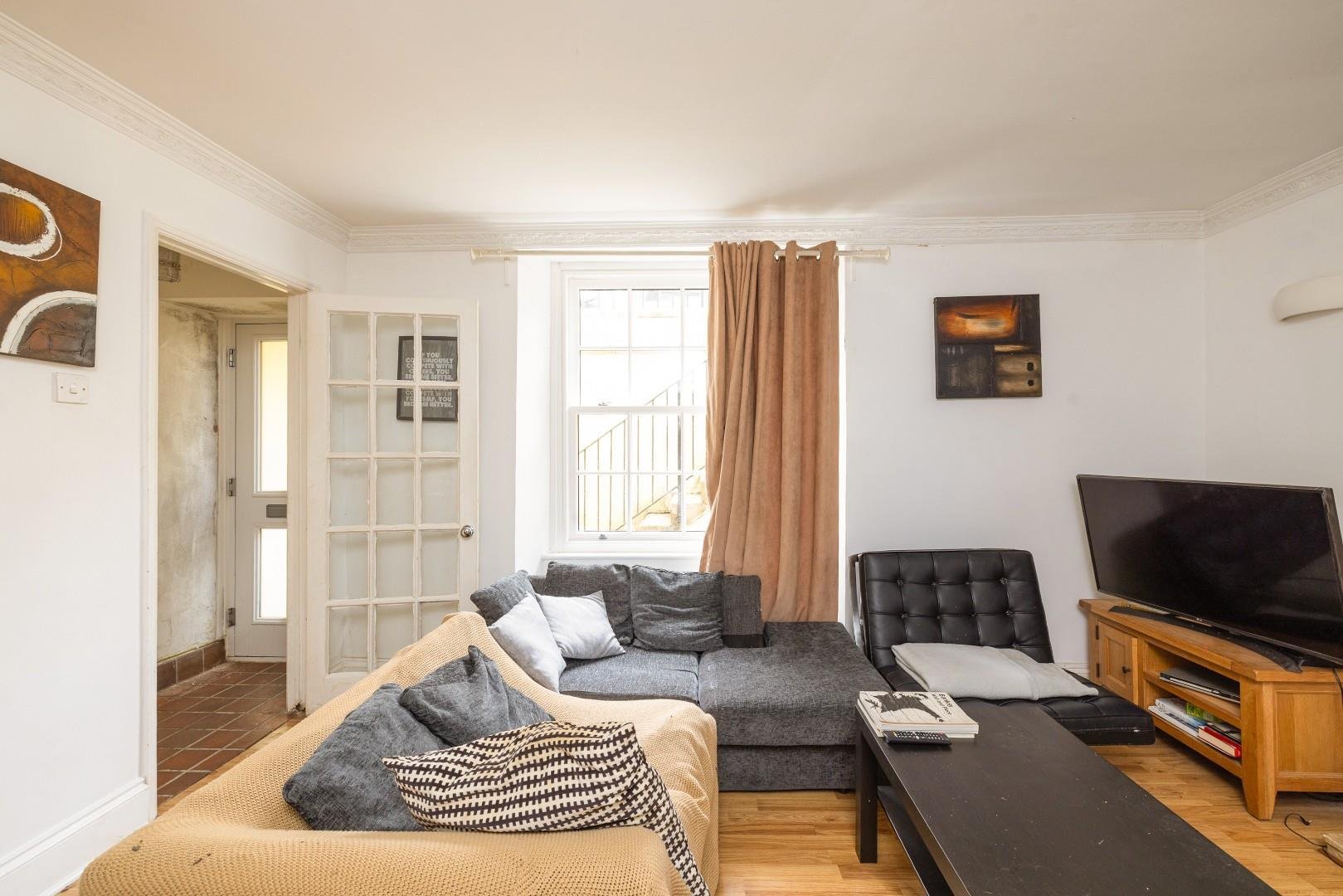 Meridian place clifton 34623239 char0056