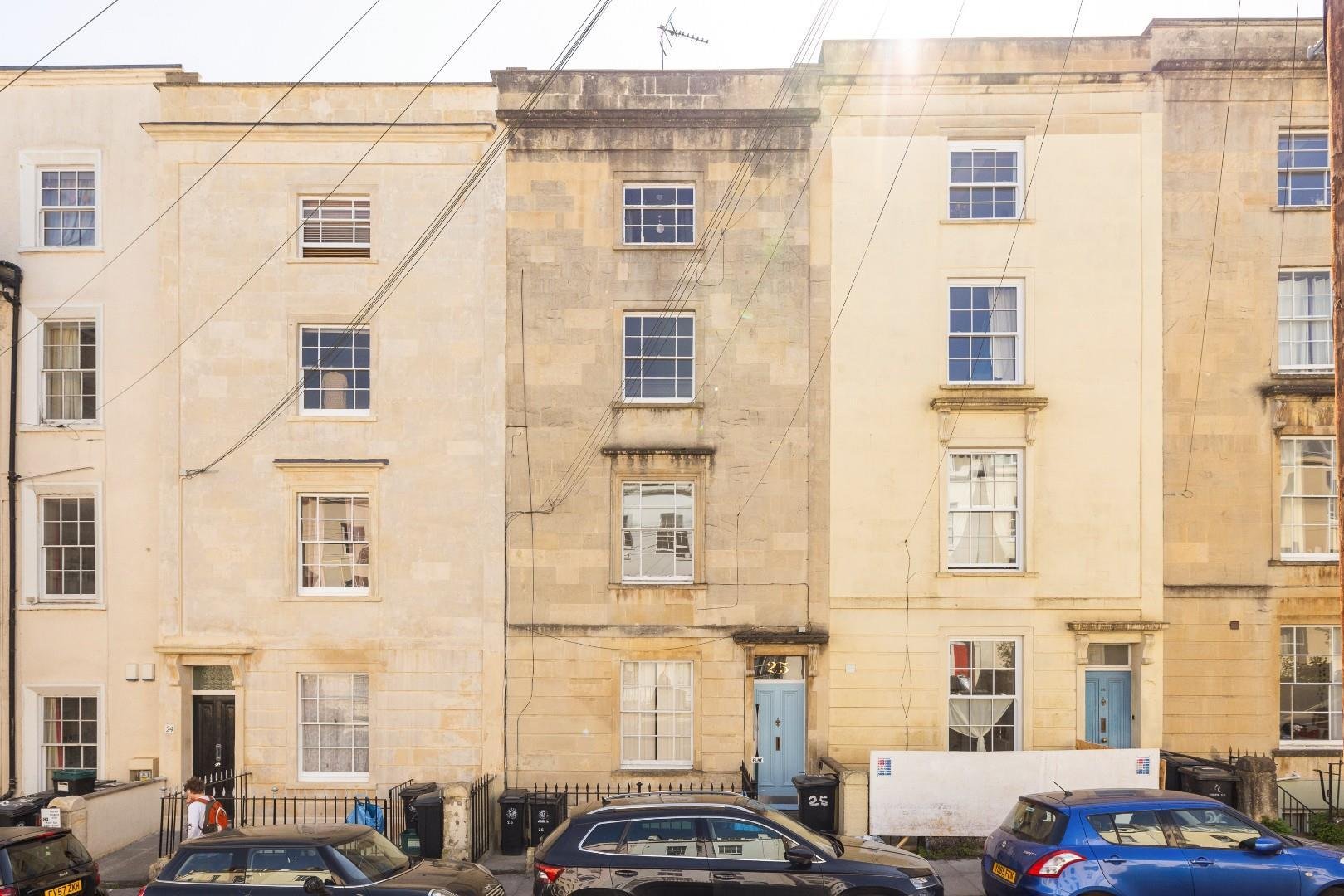 Meridian place clifton 34623239 char5639