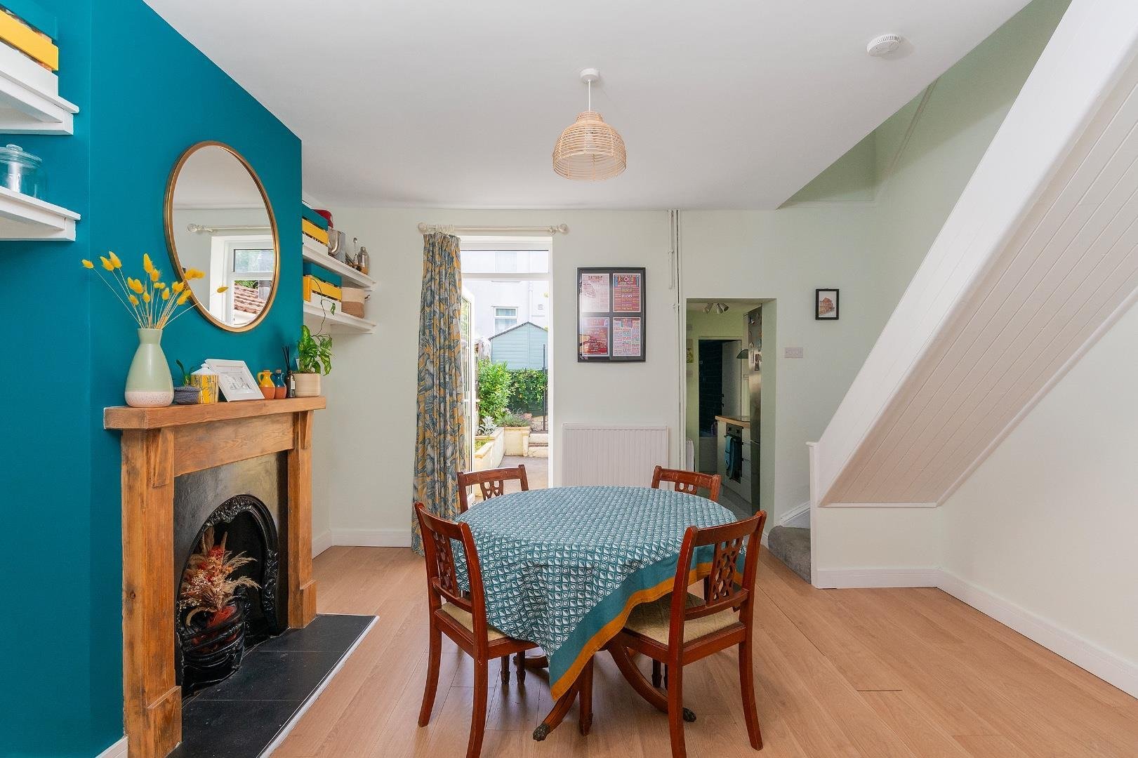 Montgomery street victoria park 34842240 1 m3 svp dining room a
