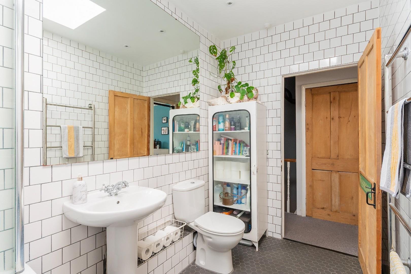 Mount pleasant terrace southville 34663647 0 m4 ptse bathroom a