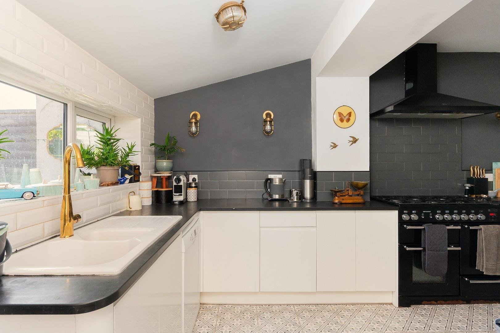 Mount pleasant terrace southville 34663647 0 m4 ptse kitchen a