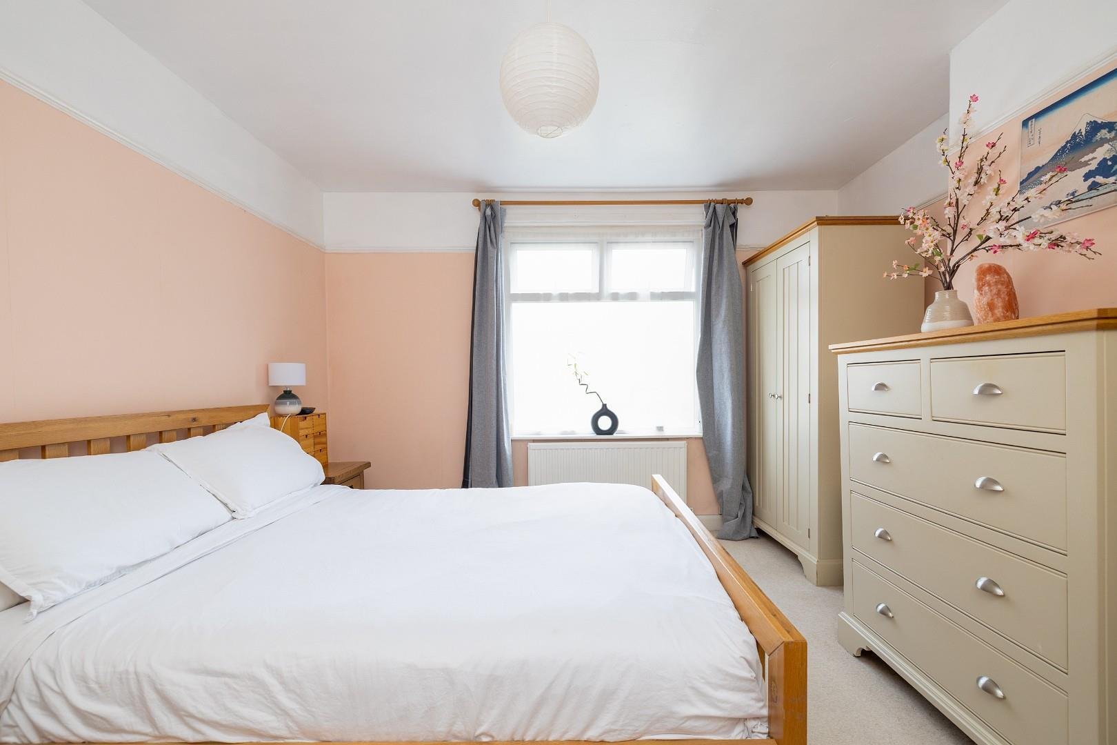Muller road horfield 33821739 cd7 a3851