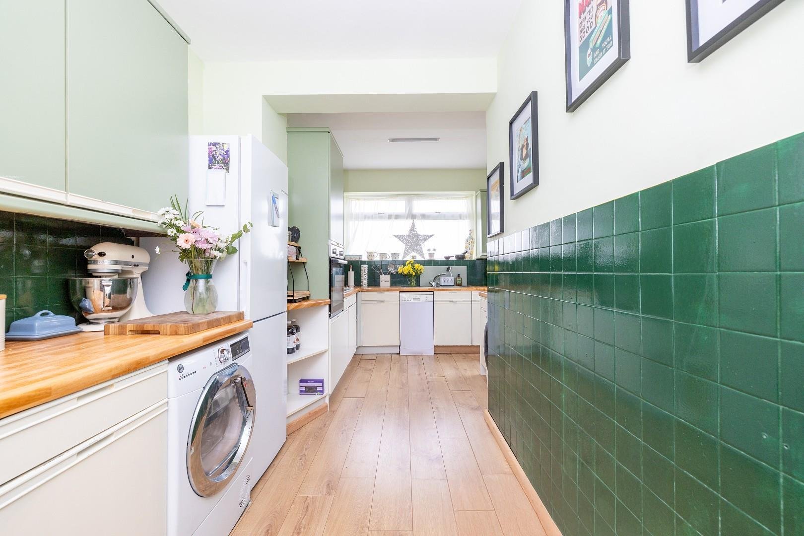 Muller road horfield 33821739 cd7 a3886 hdr