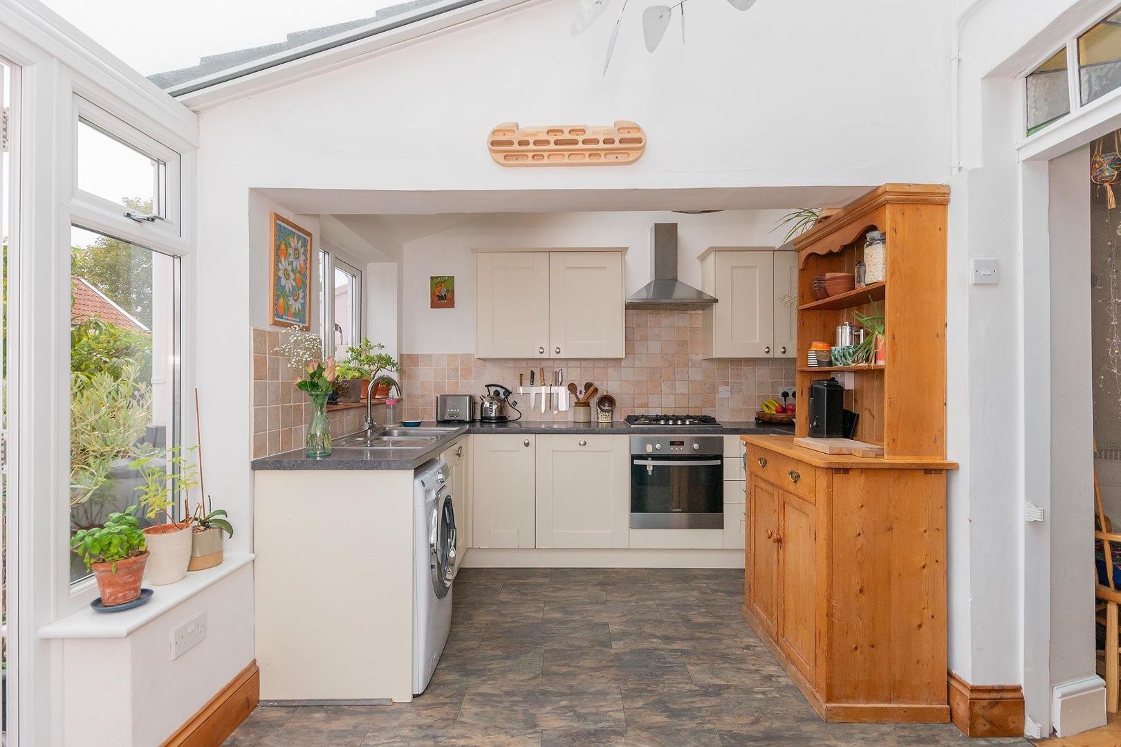 New buildings fishponds 34161879 2 n5 bfs kitchen d