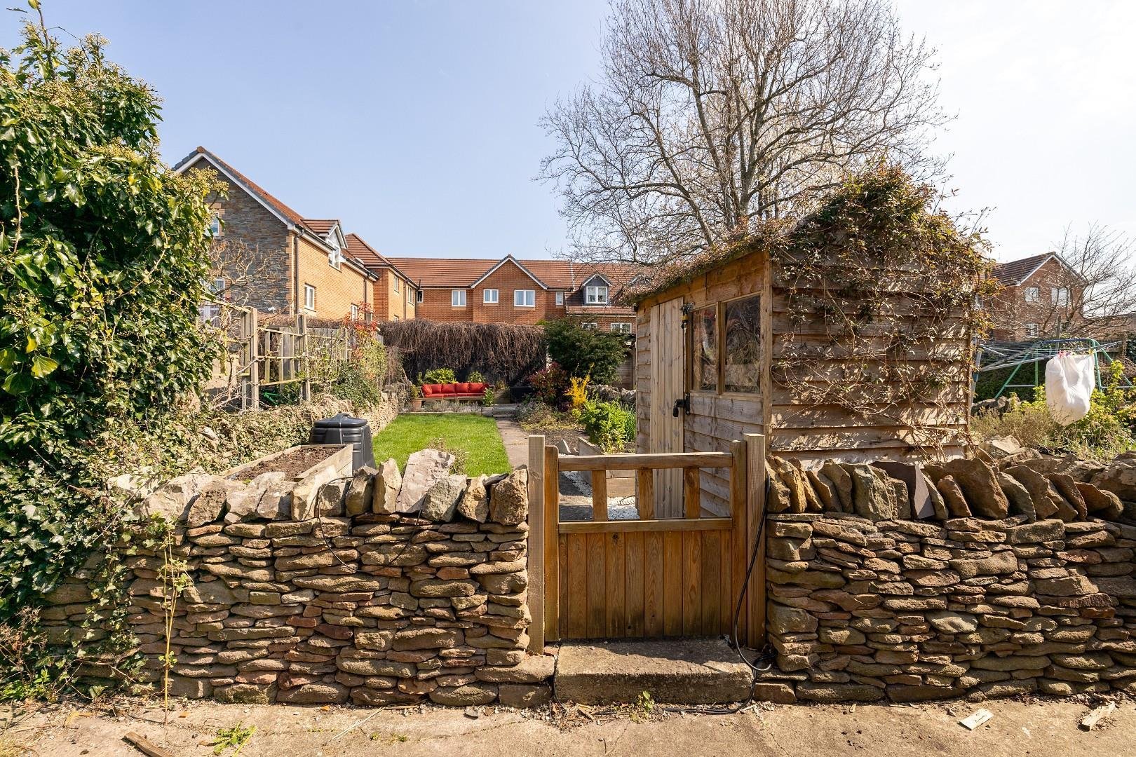 New station road fishponds 33807426 cd7 a4855 hdr