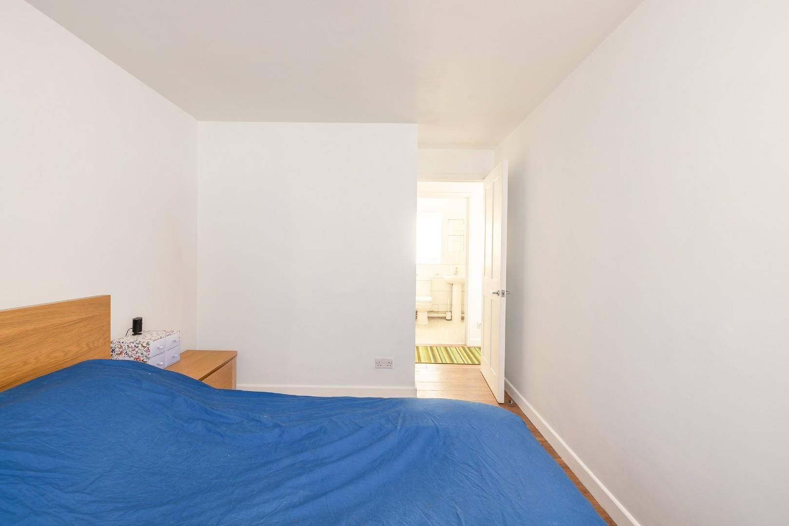 New walls totterdown 34532940 char5627