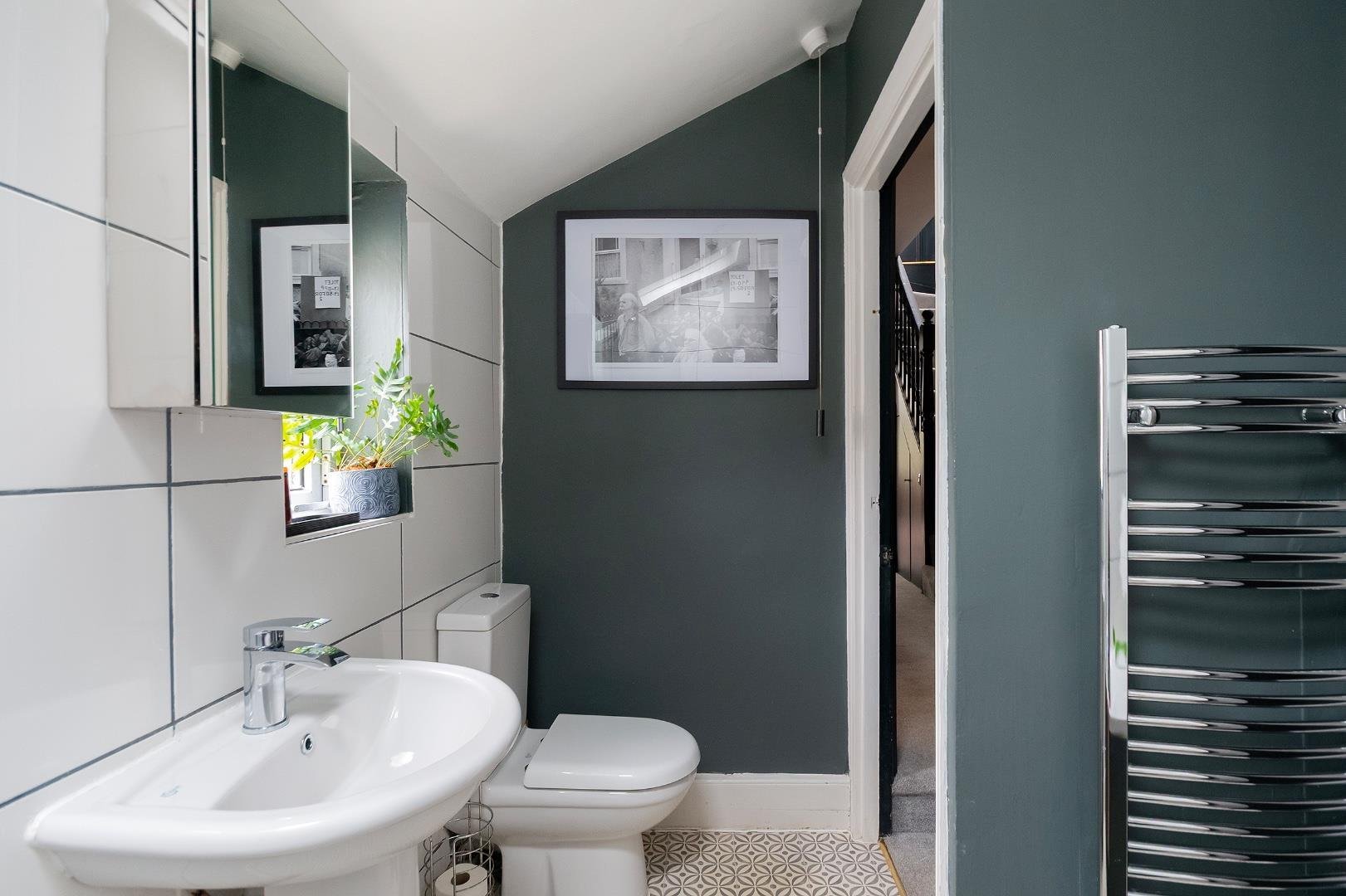 Newbridge road st annes 34277432 1 n5 r0 sa bathroom a