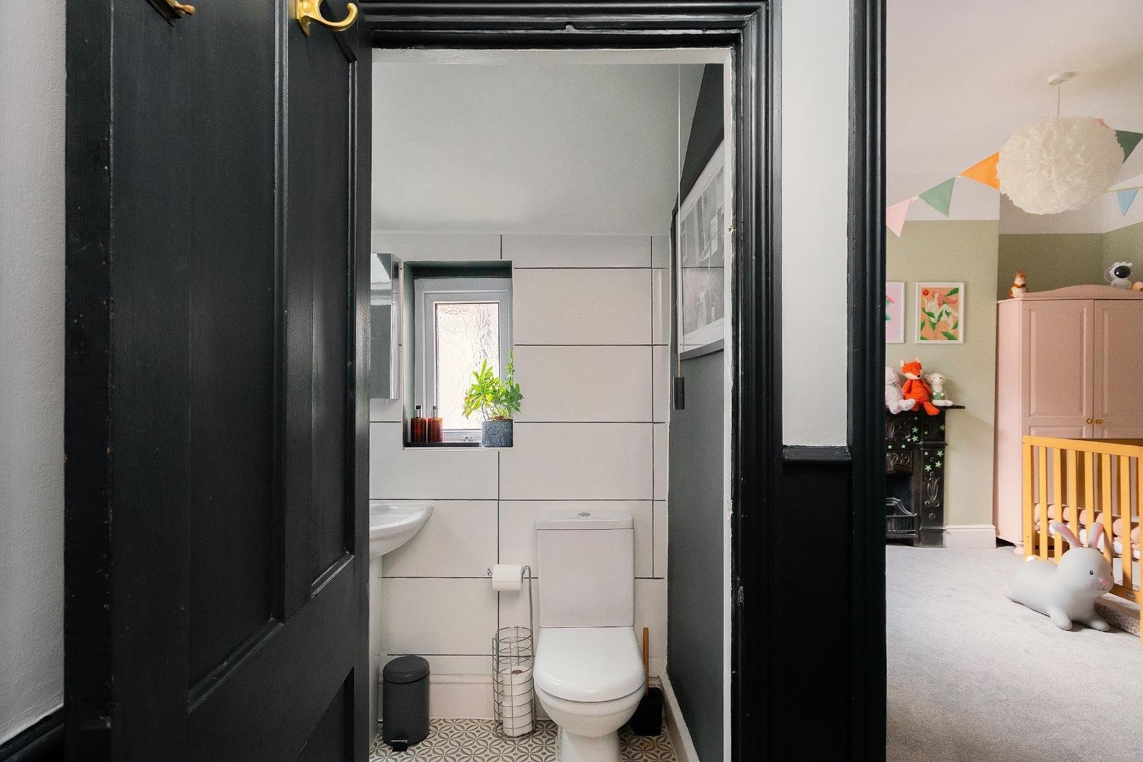 Newbridge road st annes 34277432 1 n5 r0 sa bathroom d
