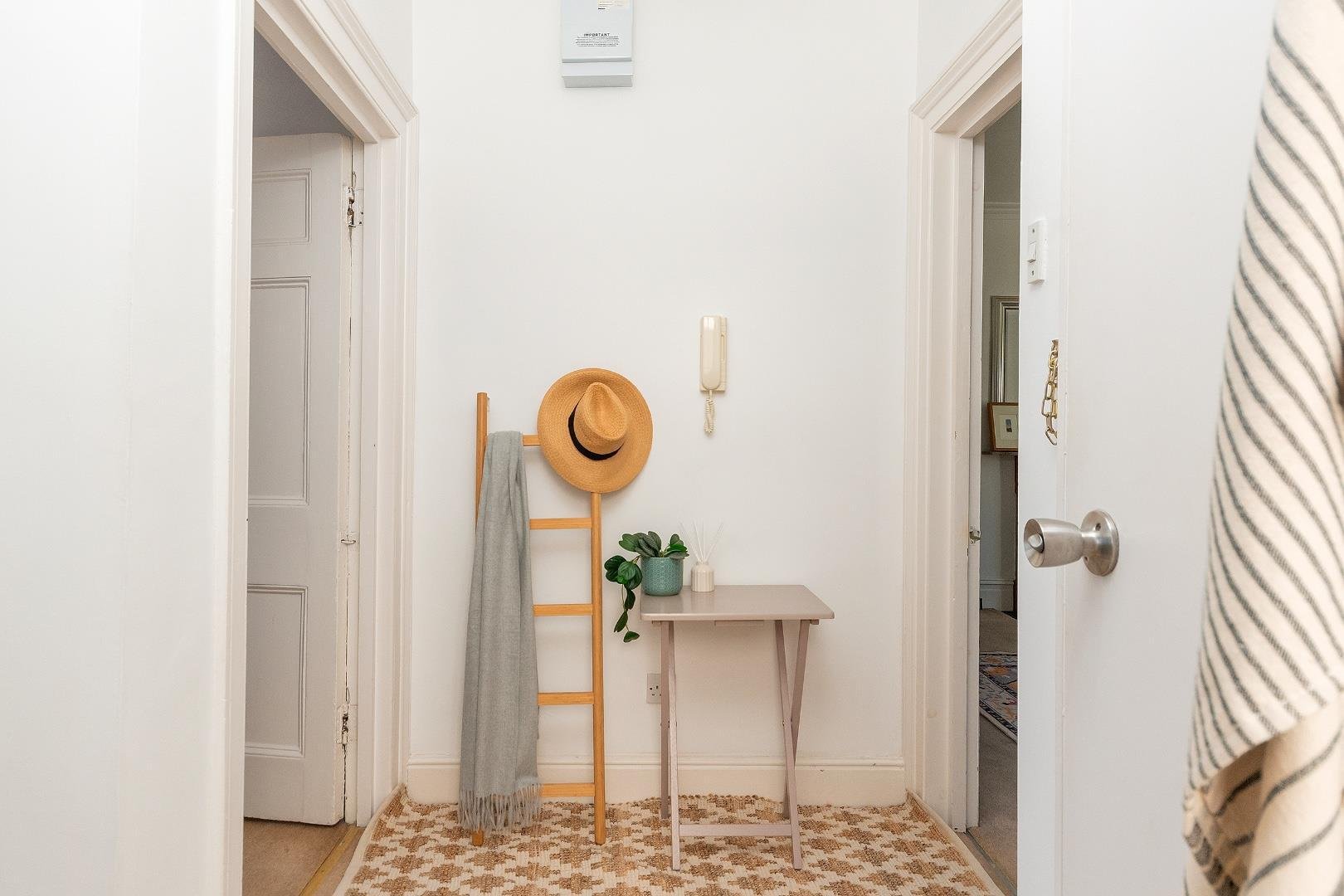 Ninetree hill cotham 33276043 2 n1 t4 h hallway b