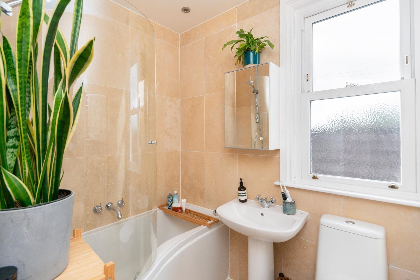North end road yatton 34470344 daordnehtron4 bathroom b