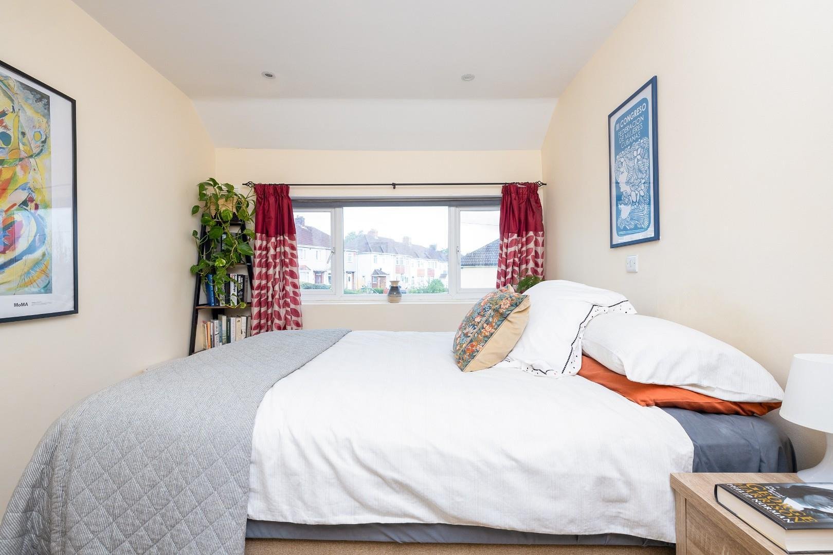 Novers park drive knowle 33328371 cd7 a7043