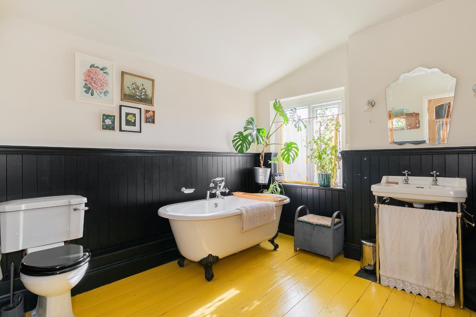 Nutgrove avenue victoria park 33705171 0 n6 avp bathroom c