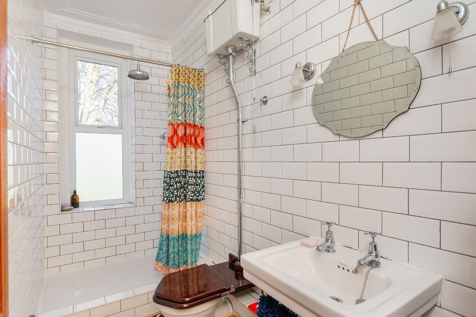 Nutgrove avenue victoria park 33705171 0 n6 avp bathroom e