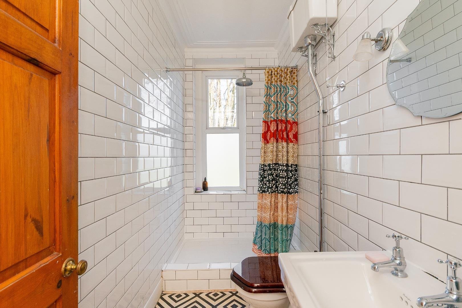 Nutgrove avenue victoria park 33705171 0 n6 avp bathroom f
