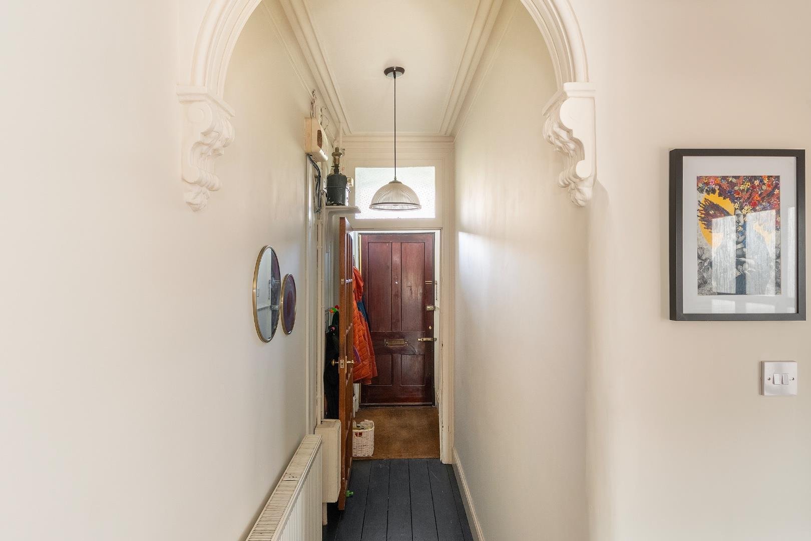 Nutgrove avenue victoria park 33705171 0 n6 avp hallway a