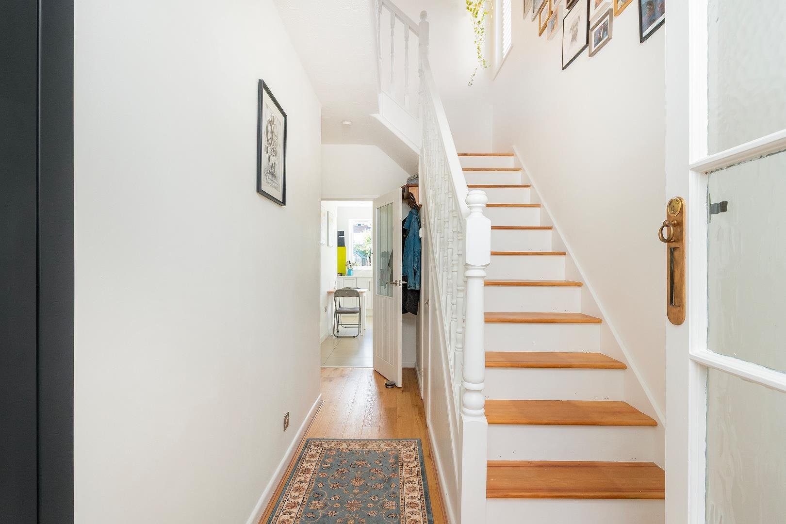 Oakdale close downend 34156133 0 o8 cdd hallway b