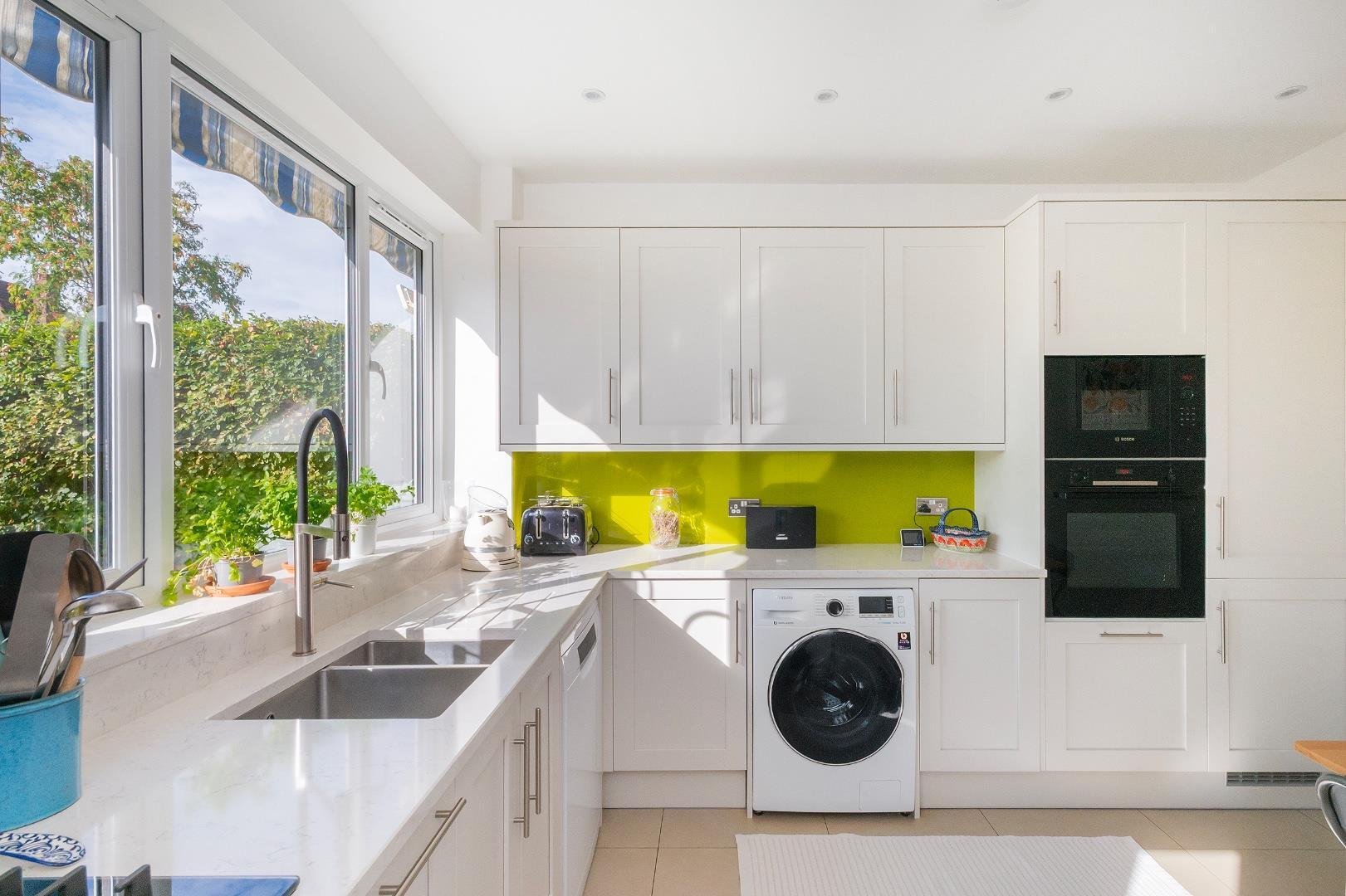 Oakdale close downend 34156133 0 o8 cdd kitchen b