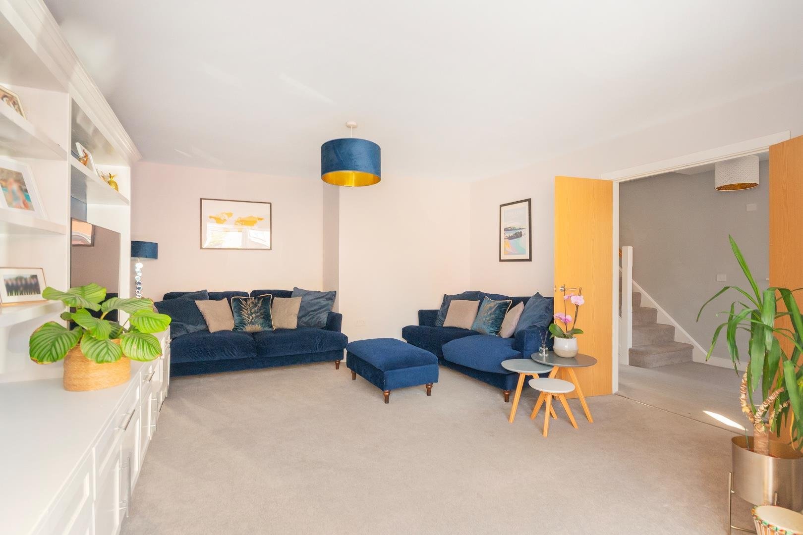 Oakhill drive bedminster 34749420 0 o5 dbr living room b