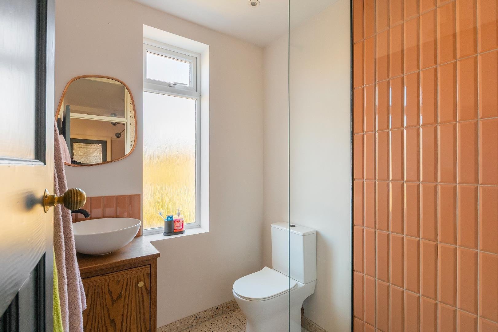 Oakley road horfield 34544883 1 o2 rhd bathroom f