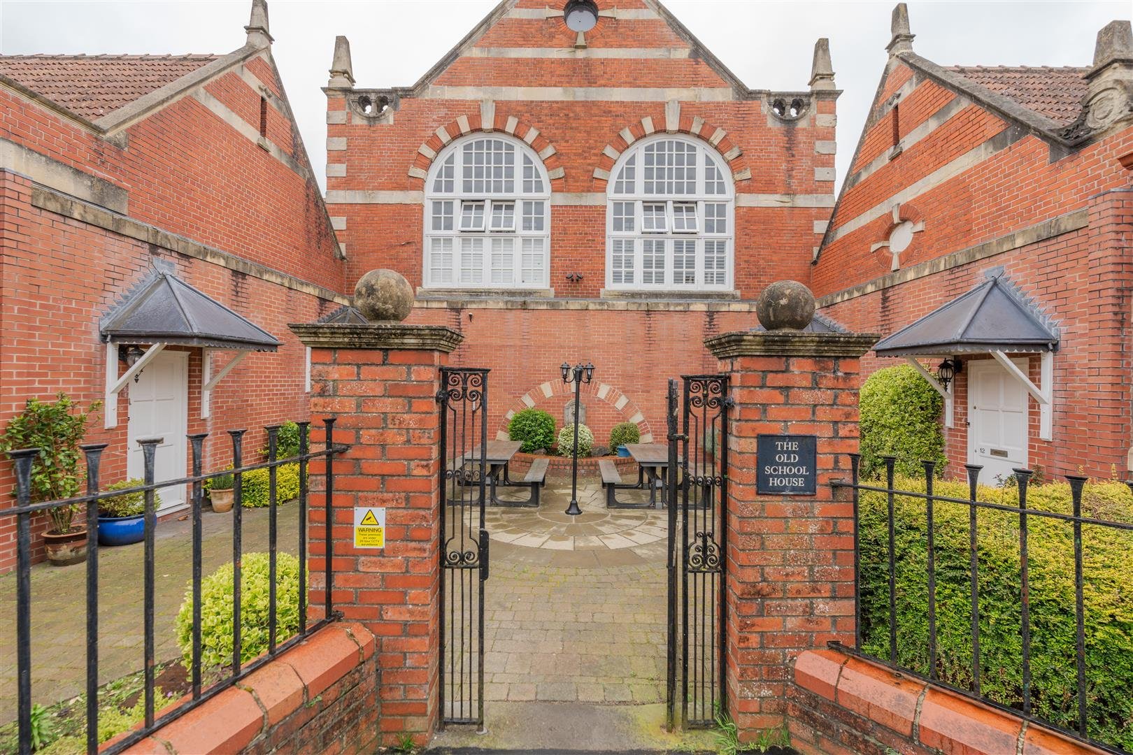 Old school house knowle 34415214 dsc00437