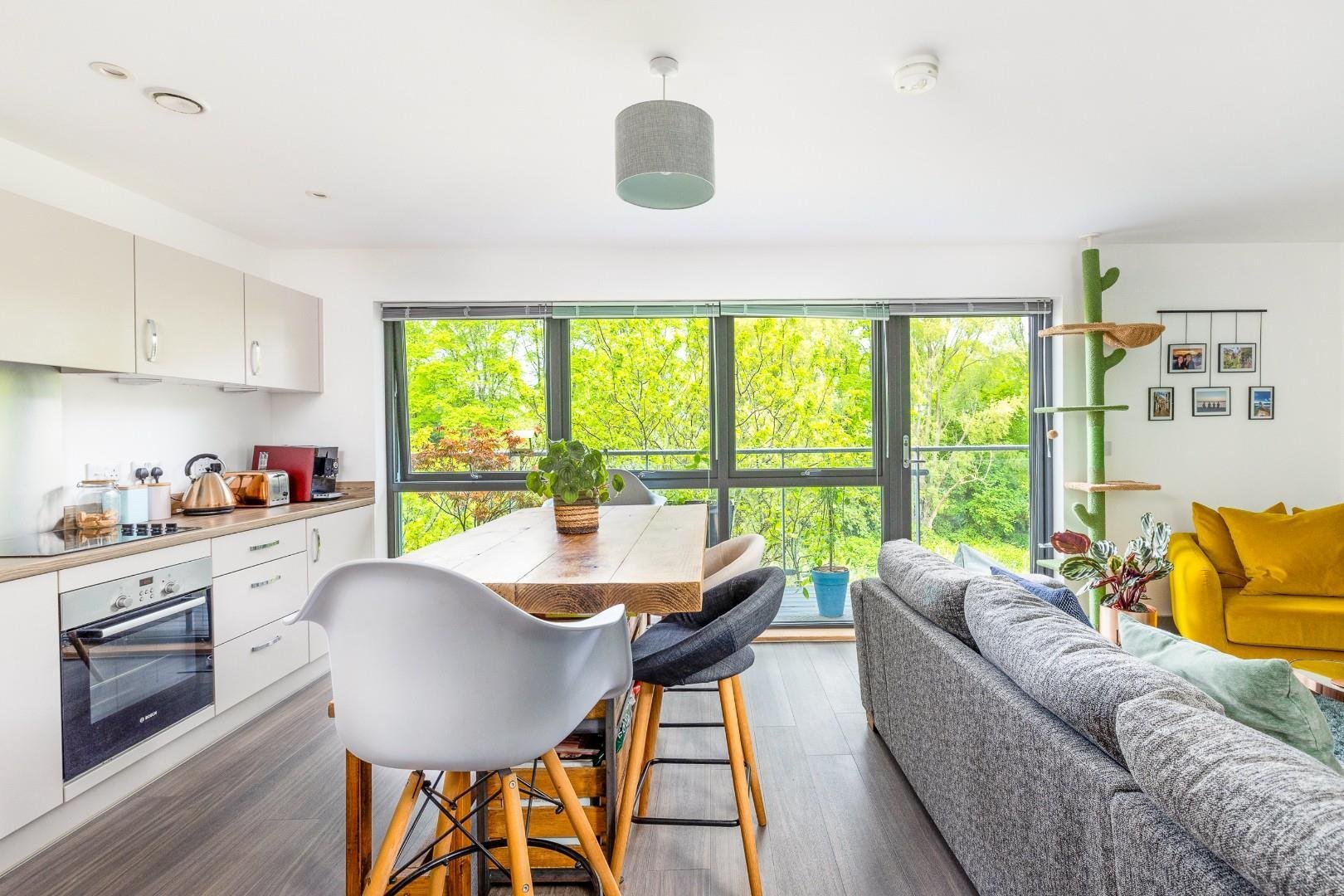 Paintworks arnos vale 33314434 450 paintworks05 10 2023 12