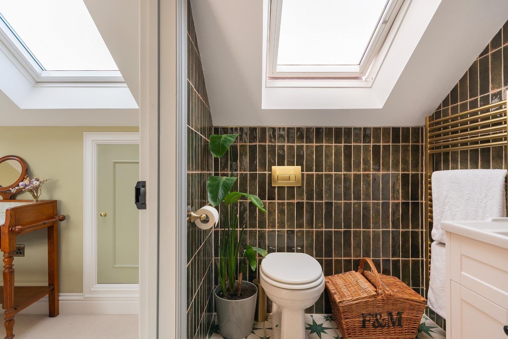 Paultow avenue victoria park 34632995 1 p0 abr ensuite a