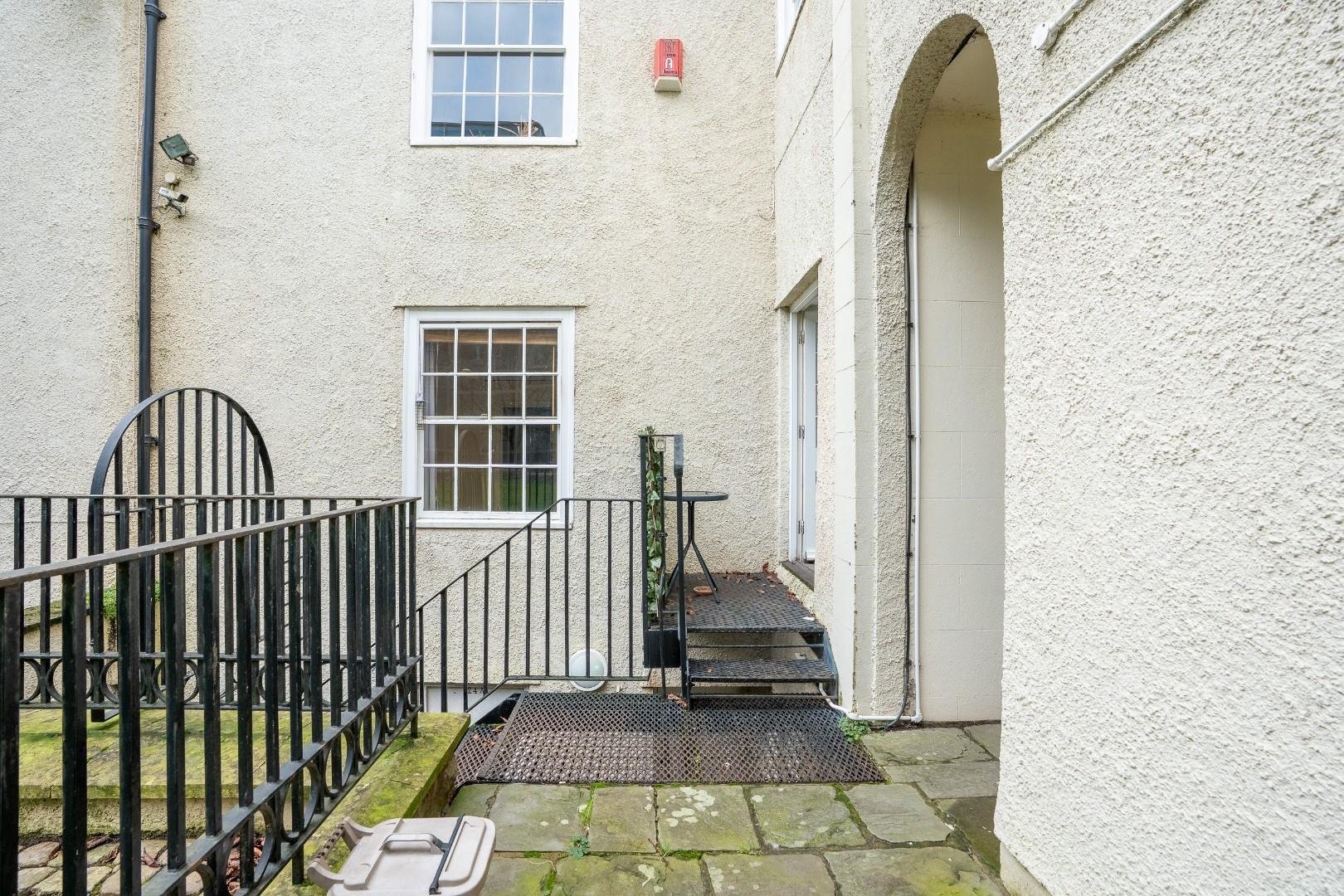 Pembroke street st pauls 34134688 olh06326 hdr