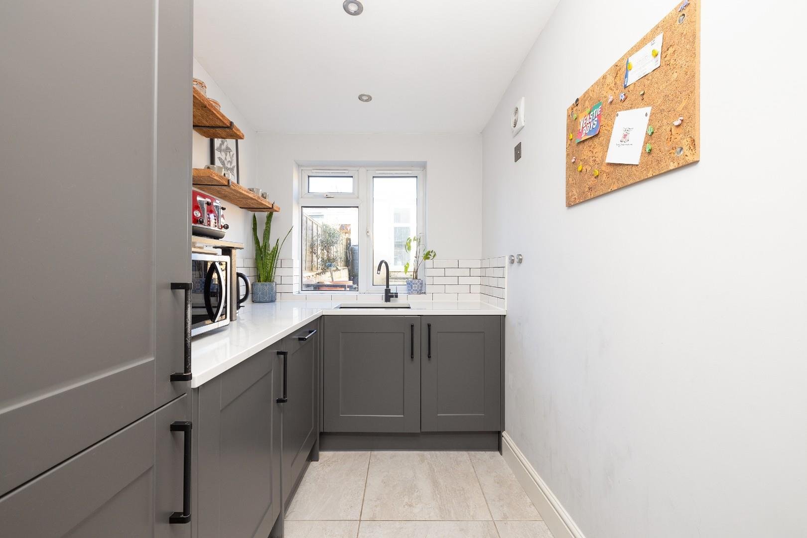 Pendennis park brislington 33705883 cd7 a2178