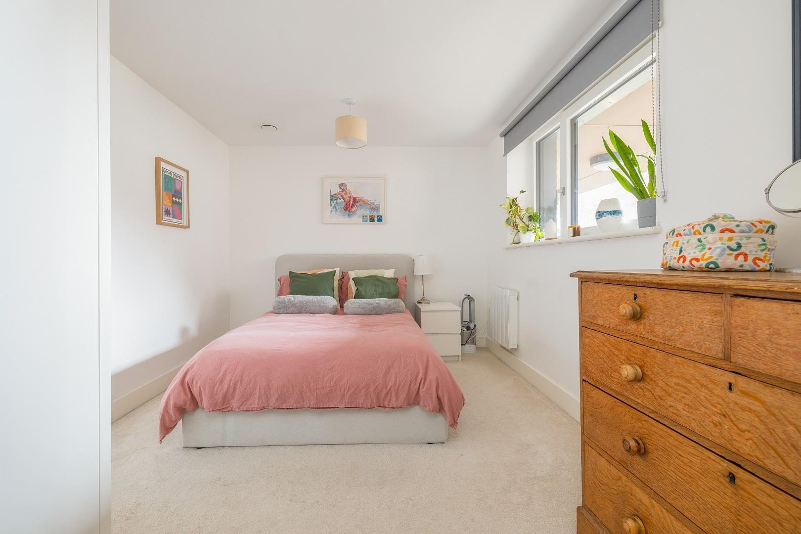 Picture house court bedminster 33704882 cd7 a0028