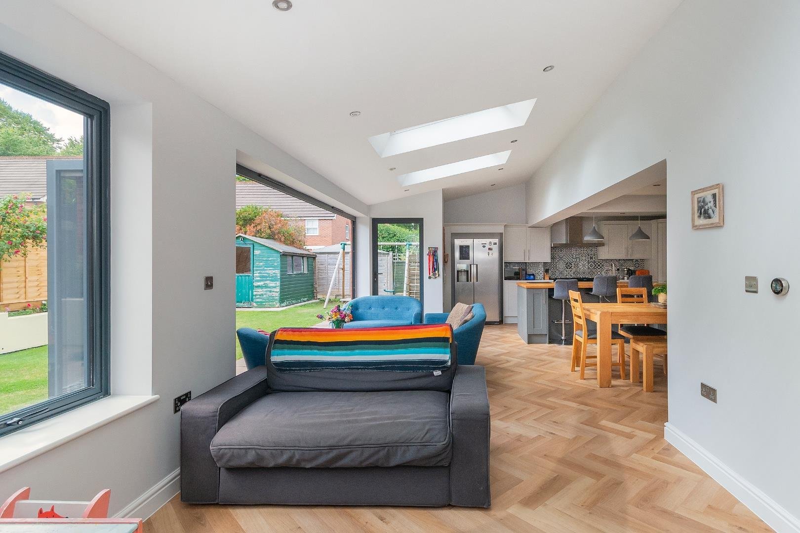 Pitlochry close filton park 34132239 3 p3 cfp kitchen diner f