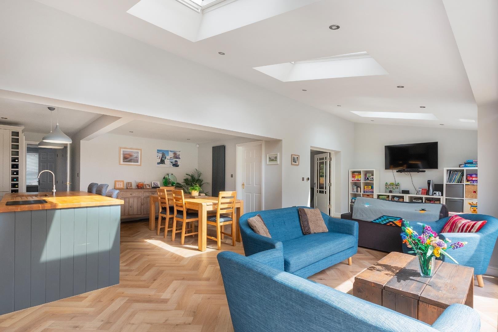 Pitlochry close filton park 34132239 3 p3 cfp kitchen diner g