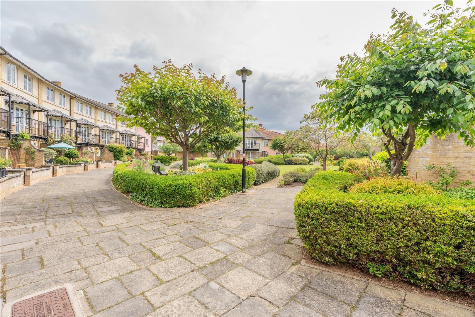 Pooles wharf court hotwells 33150335 dsc06761