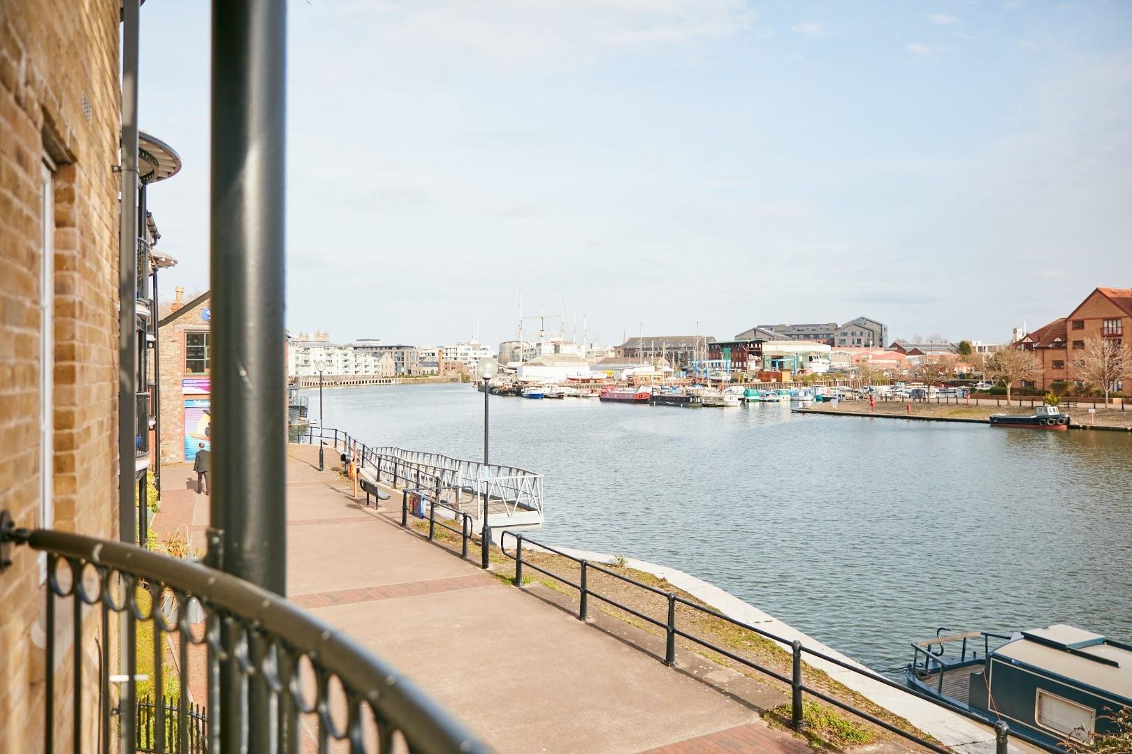 Pooles wharf court hotwells 33763333 jaj bs84 pd 0007