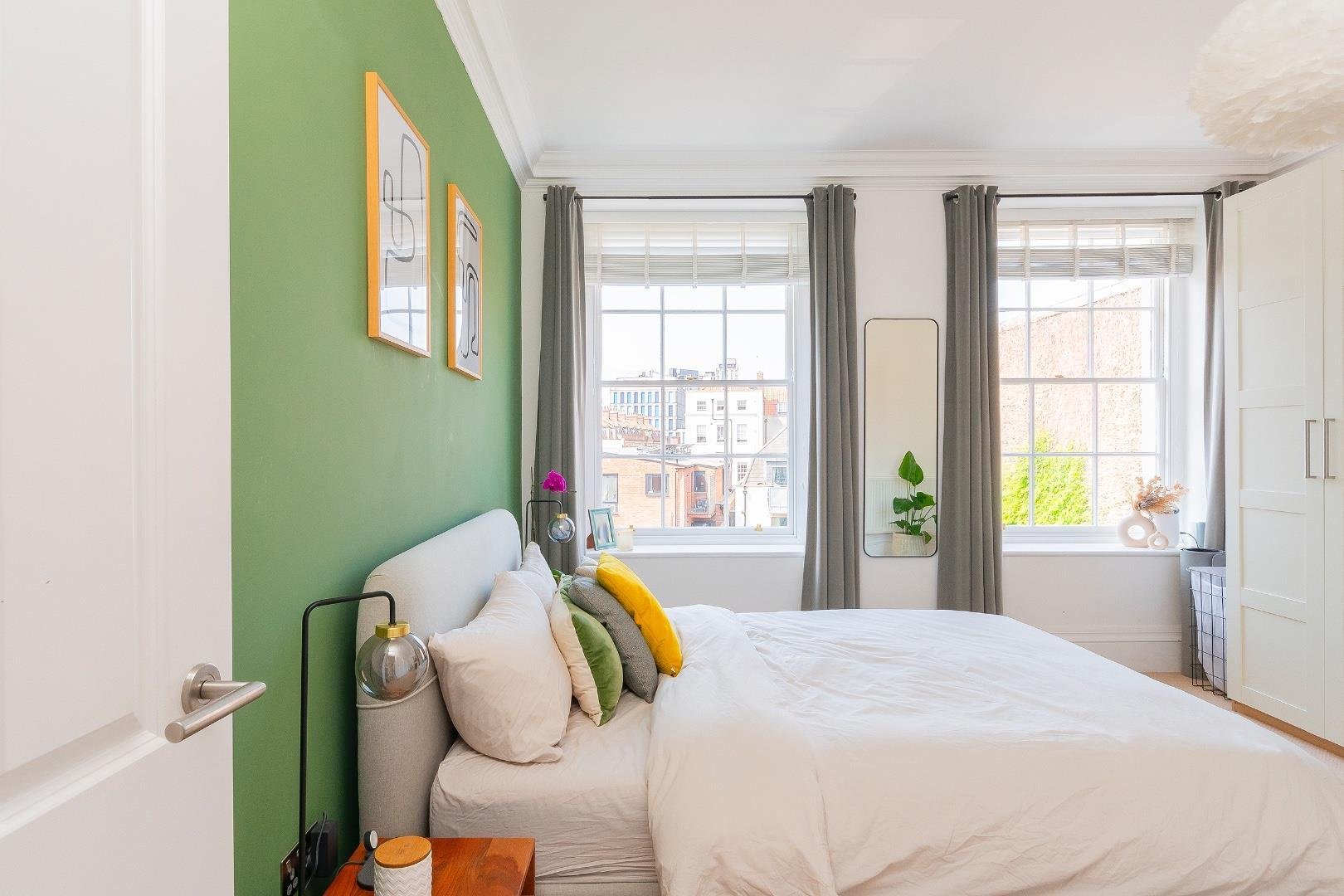 Portland square st pauls 34059578 erauqsdnaltrop6 talf5 bedroom h
