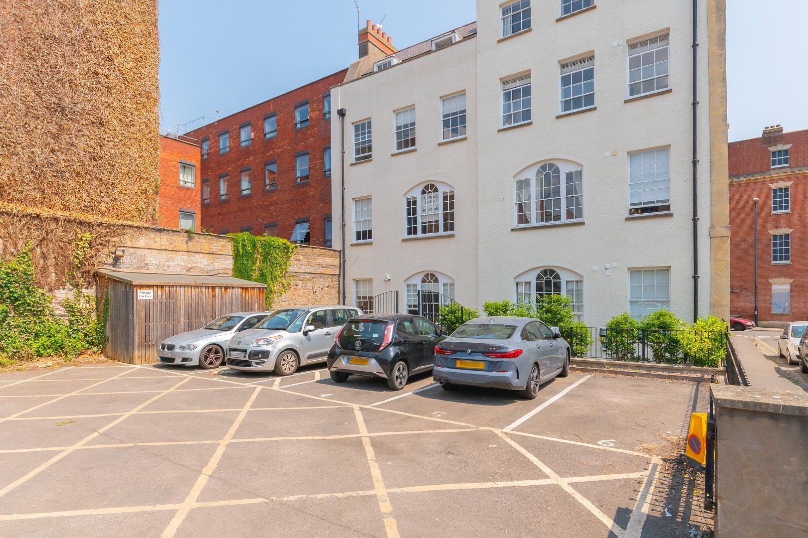 Portland square st pauls 34059578 erauqsdnaltrop6 talf5 external a
