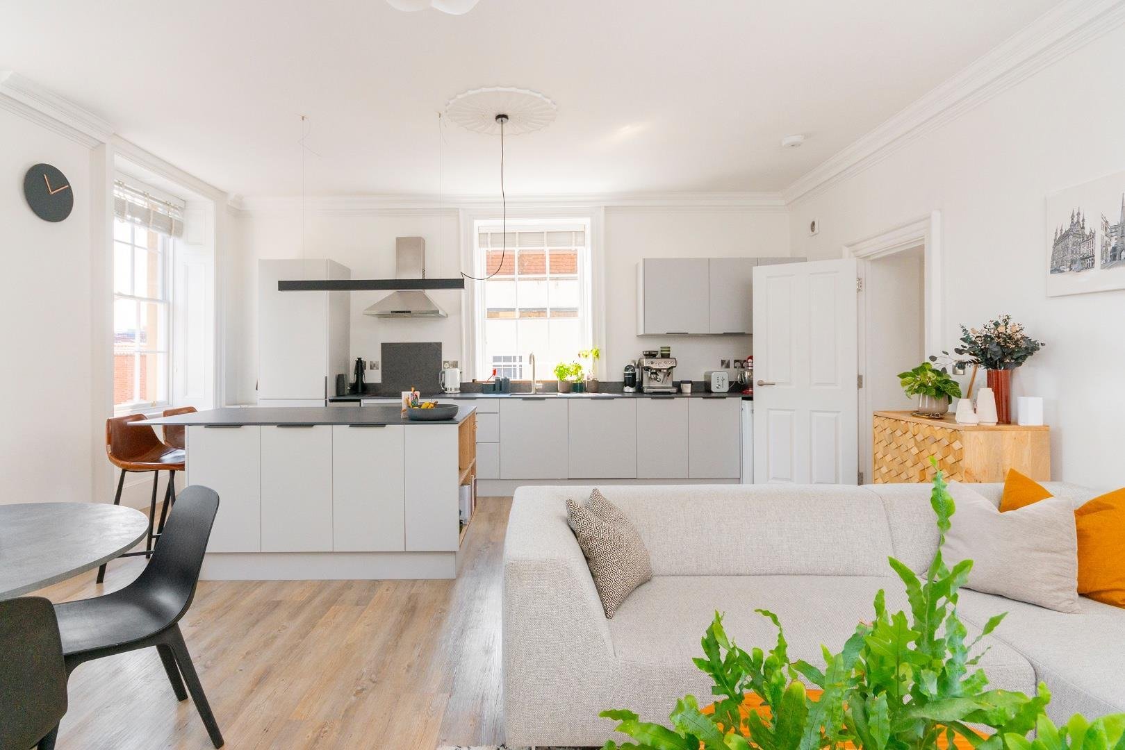Portland square st pauls 34059578 erauqsdnaltrop6 talf5 reception d