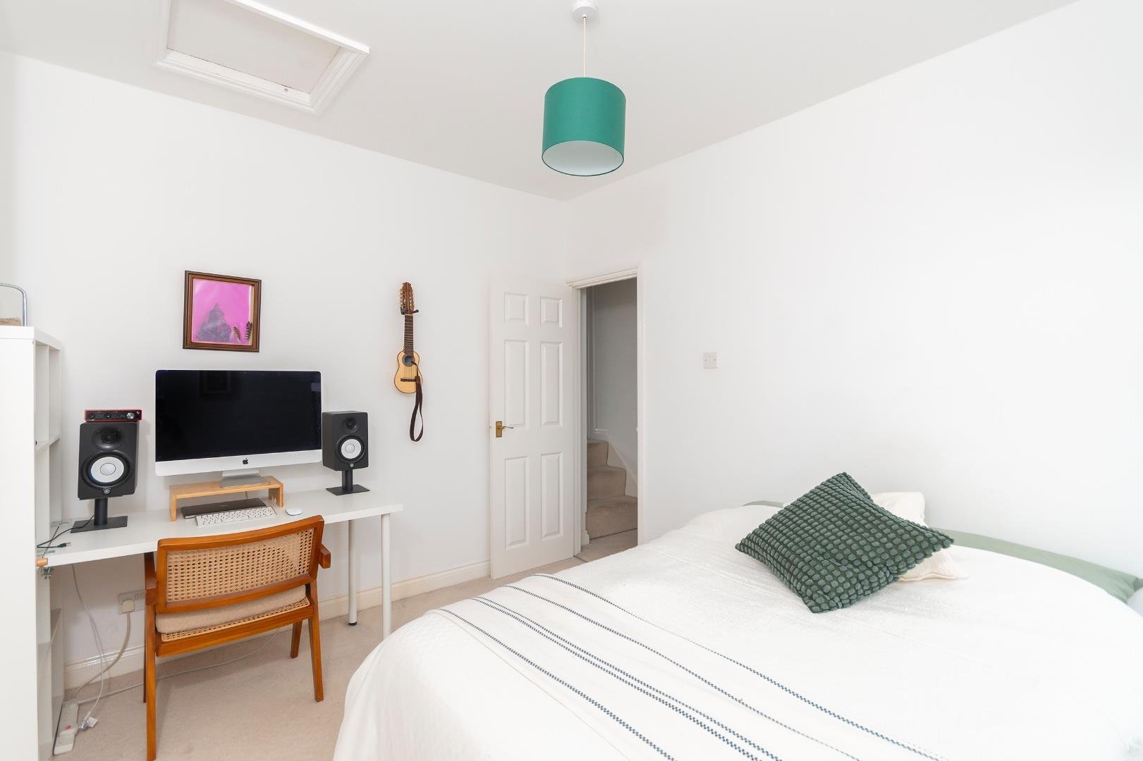 Queen street eastville 32542169 teertsneeuq52 bedroom a