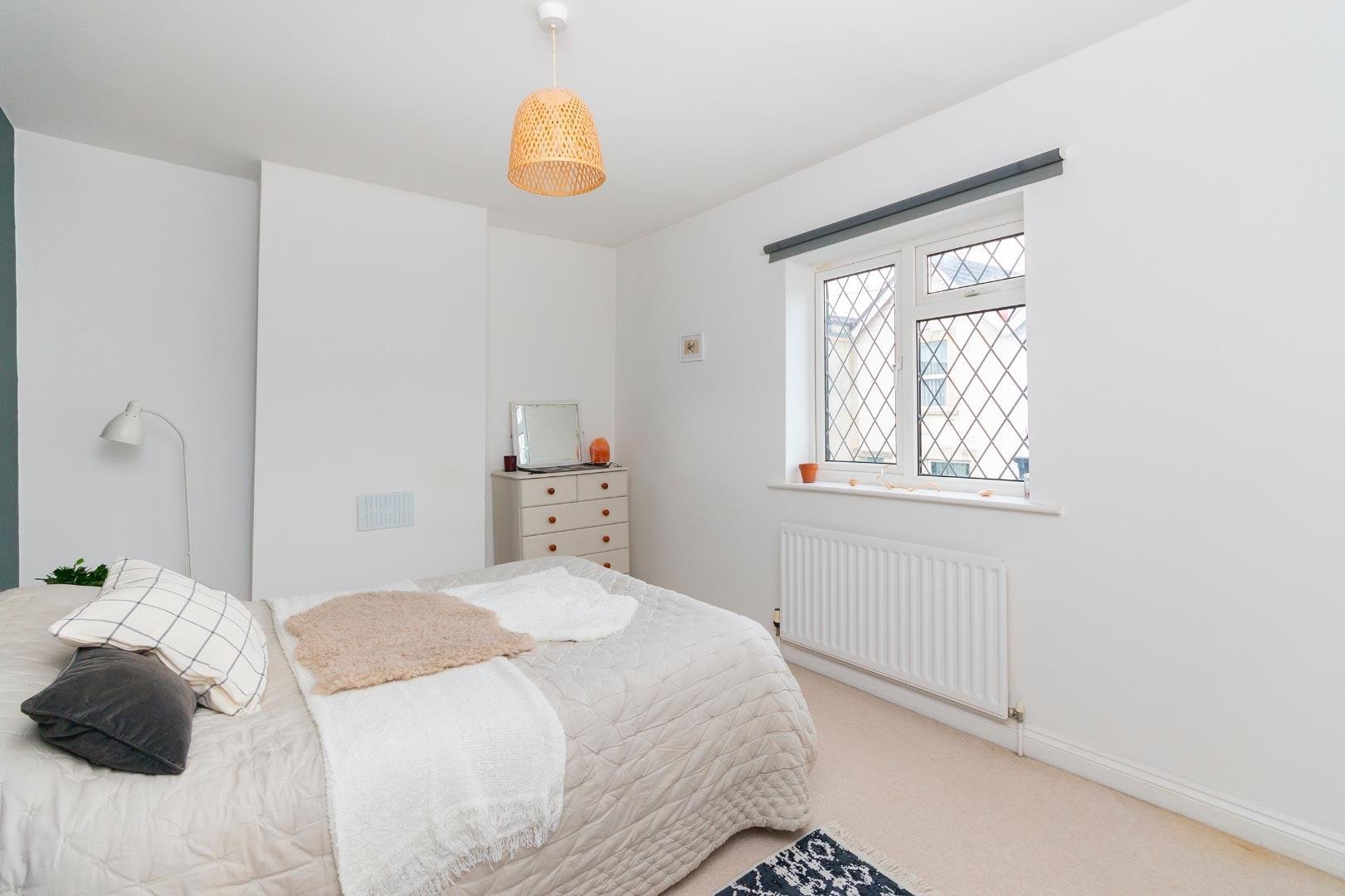 Queen street eastville 32542169 teertsneeuq52 bedroom e