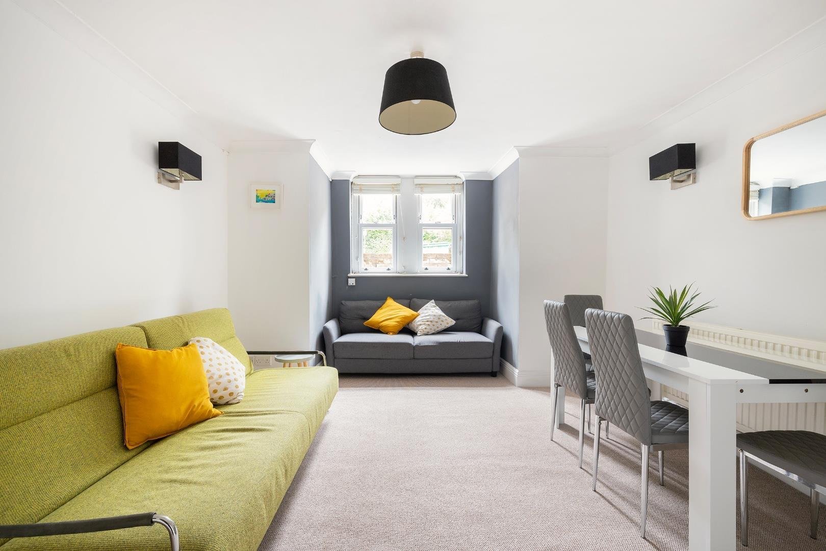 Queens avenue clifton 33373360 1 q1 a3 cn reception b